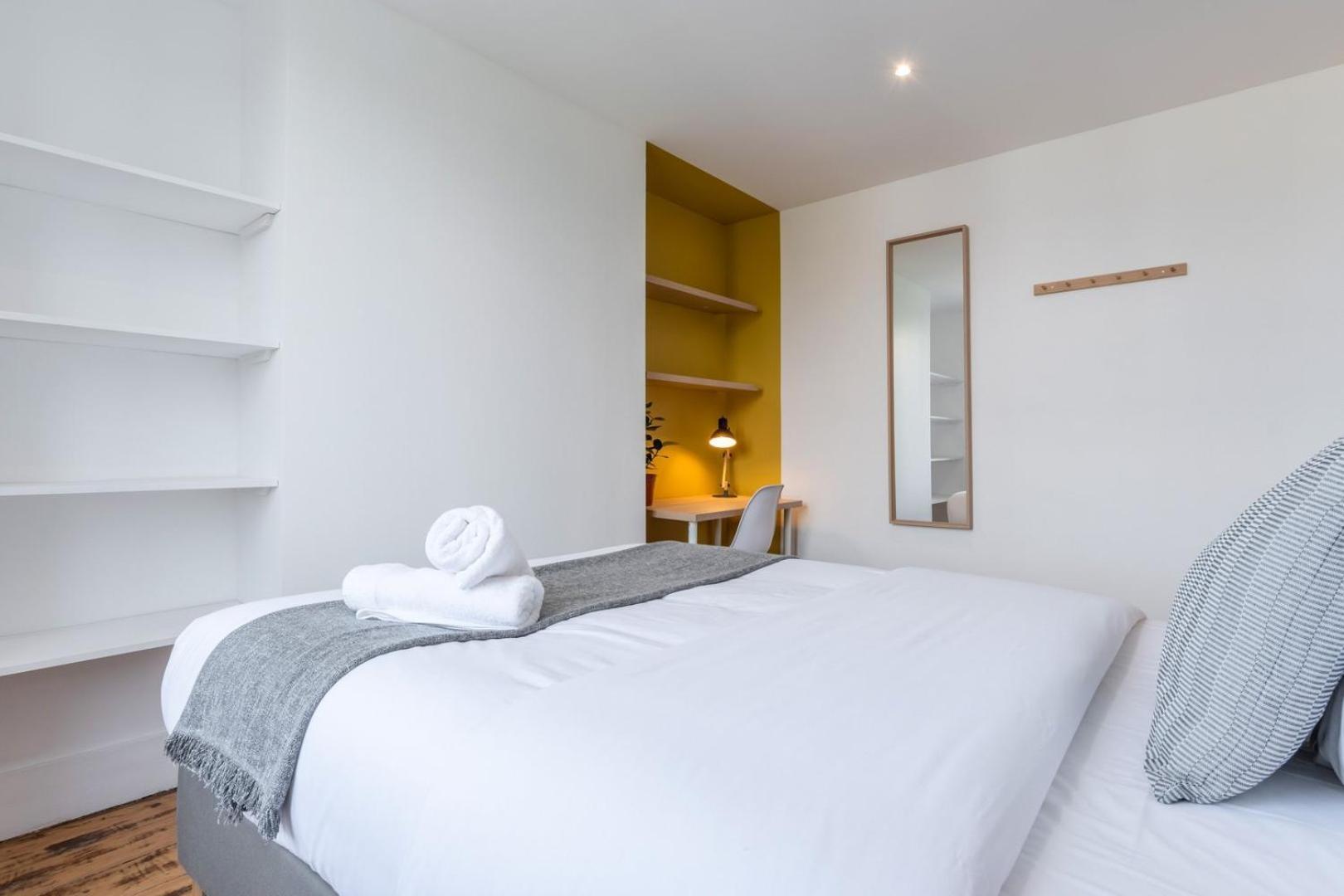 Bright 3-Bedroom 2-Bathroom Flat Lille Kültér fotó